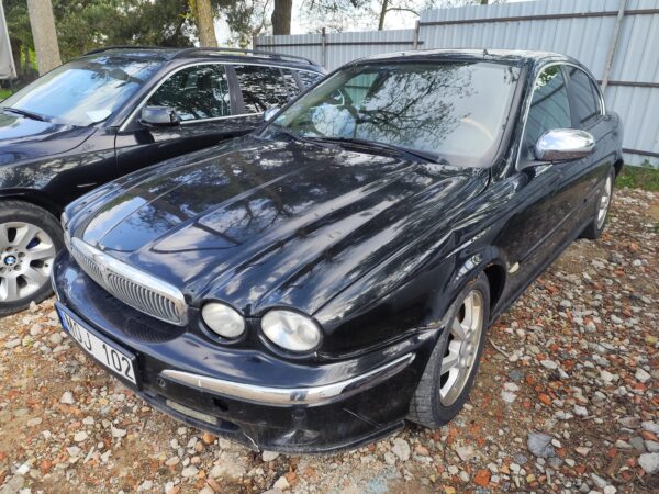 JAGUAR X-TYPE